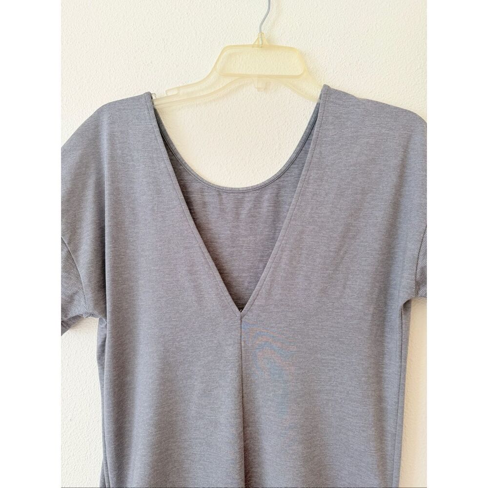 Lucy scoop neck Maternity striped shirt size Small - Picture 5 of 7